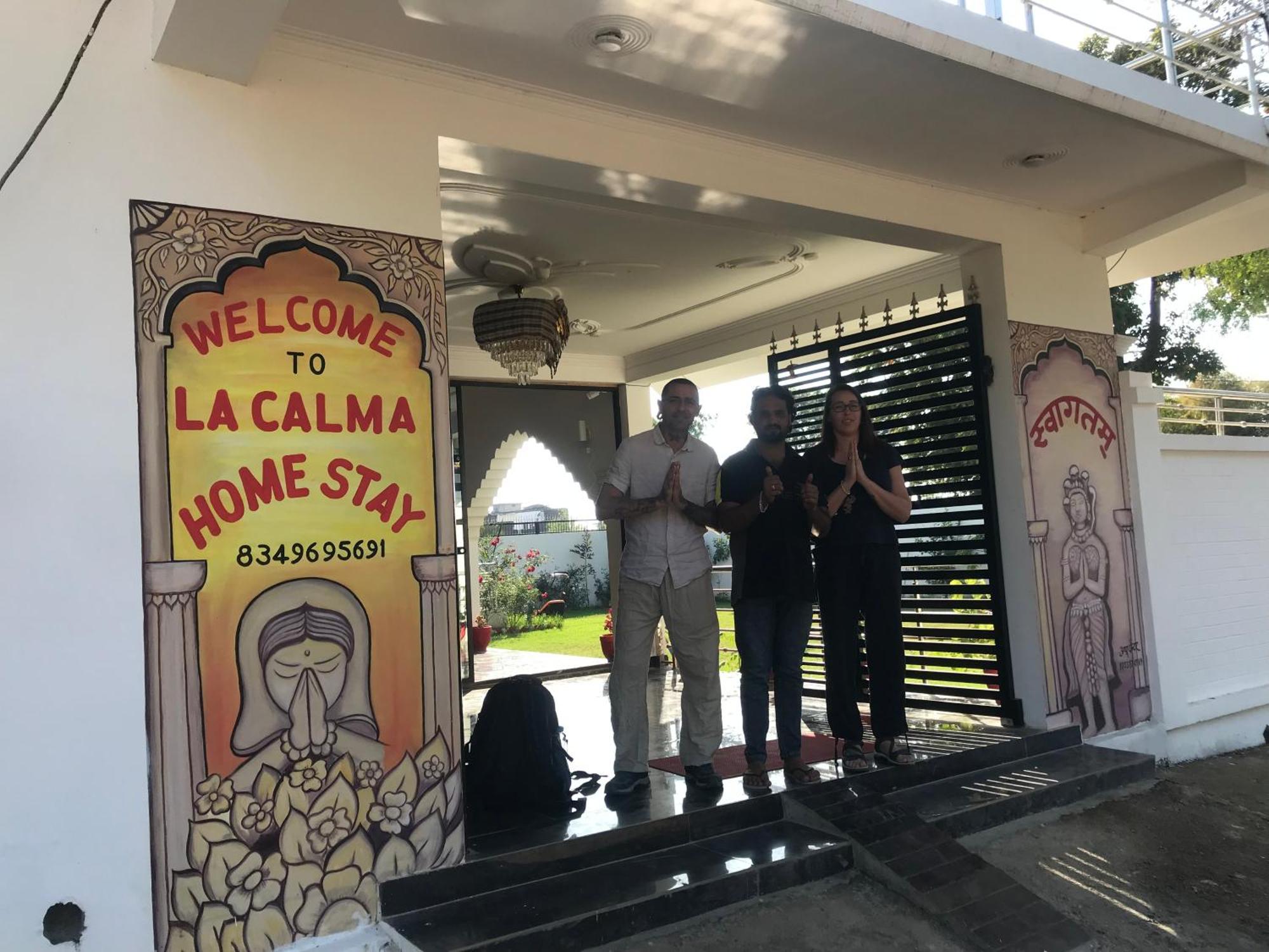 La Calma Homestay Khajurāho Exterior foto